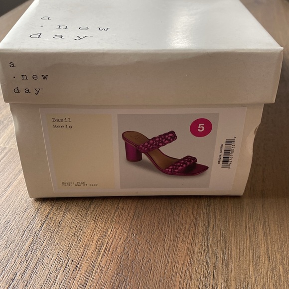 Women's Basil Mule 3” Heels Metallic Pink - A New Day™ Size 5, NIB - Picture 5 of 5